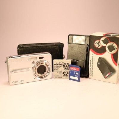 Pentax Optio L20 7.0MP Compact Digital Camera Silver Tested Full Working Set