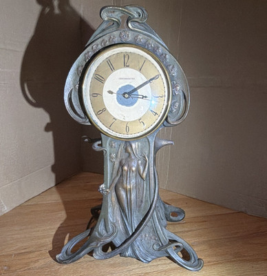 Chronmaster Art Nouveau Metal Table & Shelf Clock Analog Green 16in Arabic