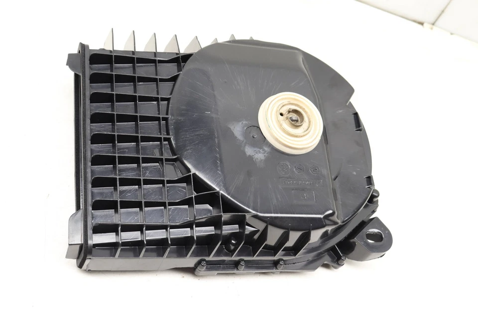 BMW 128I 2008-2013 - Altavoz central derecho/woofer 9192462 Foto 3 de 4