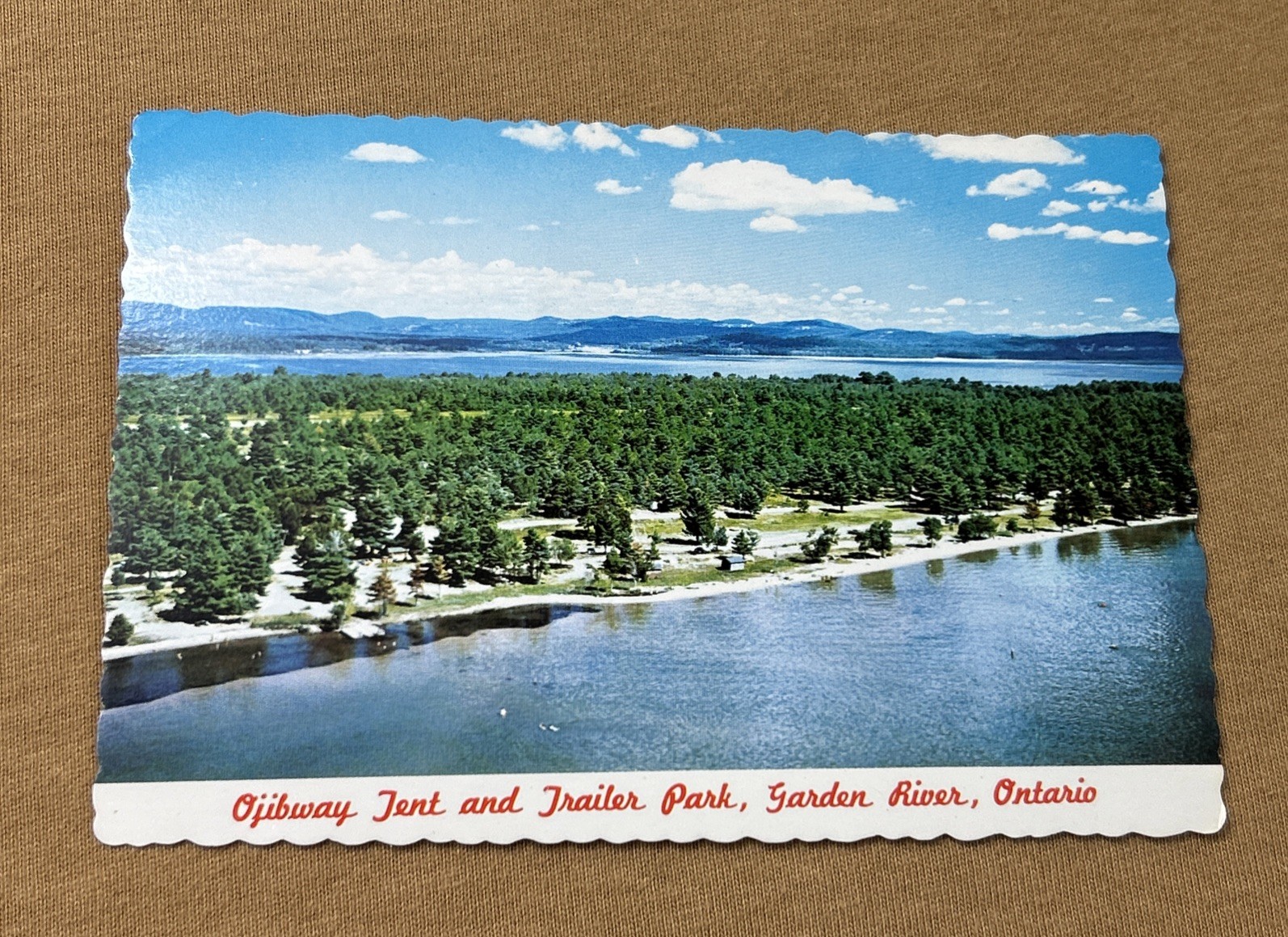 Canadá ONT Garden River Ontario Ojibway tienda de campaña y remolque parque raro