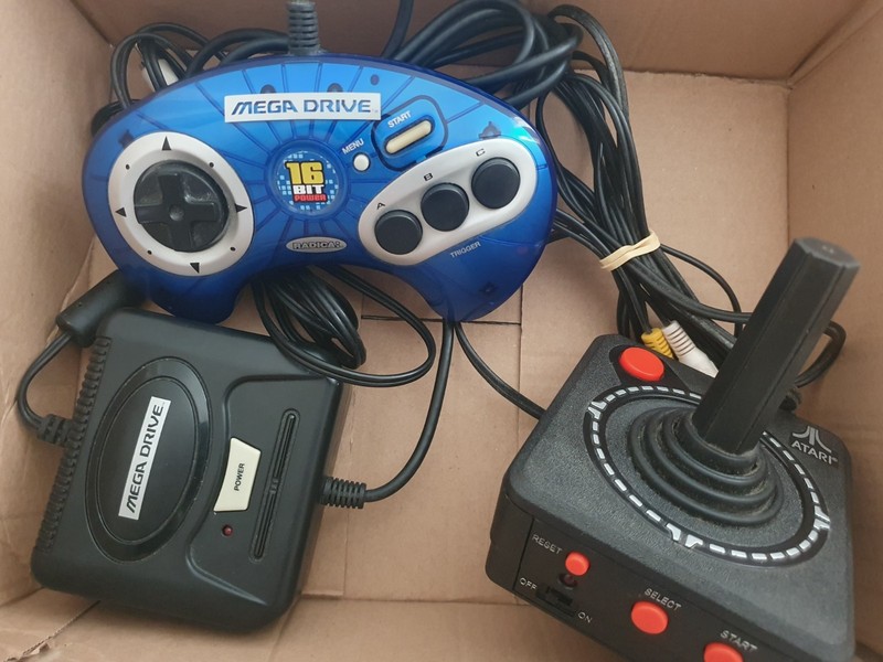 Plug & Play Bundle - Sega Mega Drive & Atari TV Games Console - 16 Games