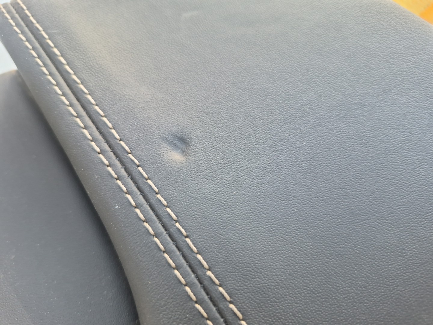 22 Bentley Flying Spur Right B Pillar Trim 3SE868418G