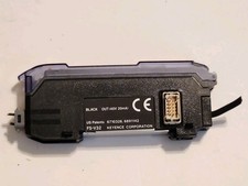 Keyence FS-V32 Digital Fiber Optic Sensor Amplifier Unit NPN - Free Shipping 