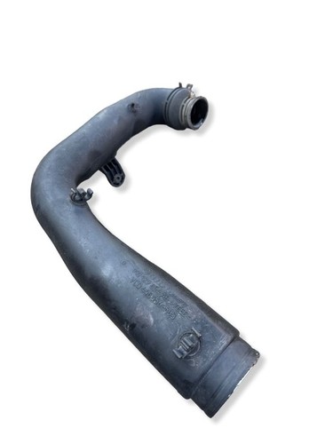 Volkswagen Golf V 2006 Diesel 77kW Ansaugrohr Ansaugschlauch Turbolader RRB30297