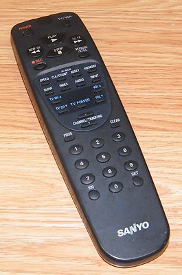 Genuine Sanyo (VWM-640) Grey TV / VCR Remote Control w/ Battery Cover *READ*