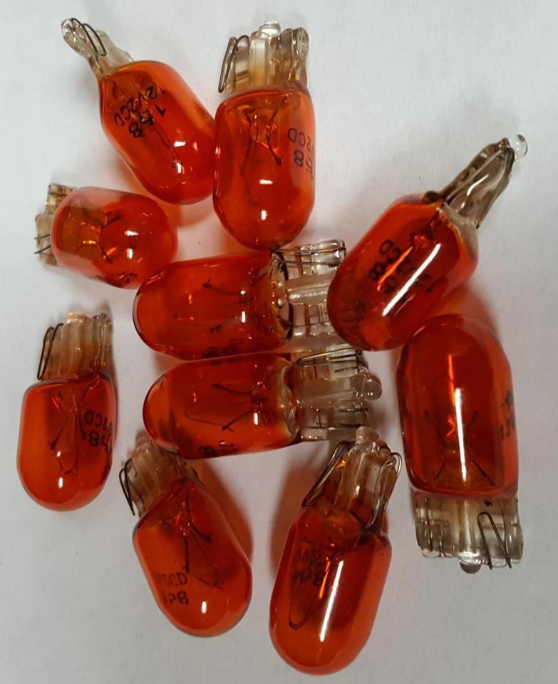 Box Of 10Pcs #194(158,160,161,168,175,192,193) Light Bulbs (AMBER) - Image 2 of 2