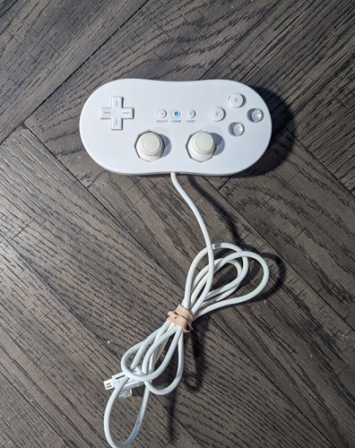 Genuine OEM Nintendo Wii Controllers - Remotes, Nunchucks, Rubber Sleeves & More - Picture 76 of 145