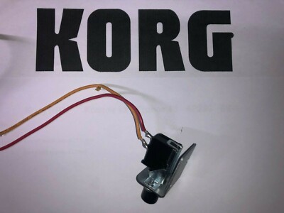 Korg SP250 Digitalpiano Netzschalter