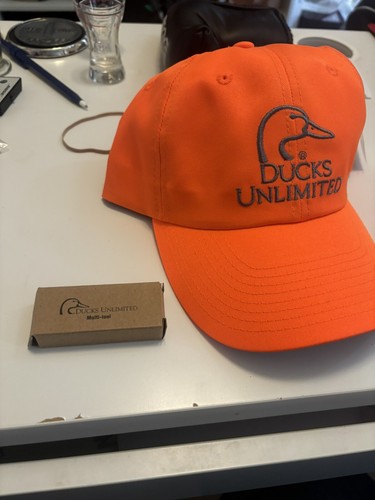 NEW Official Ducks Unlimited Hunting Hat Cap Blaze Orange & 9-Way Multi-Tool