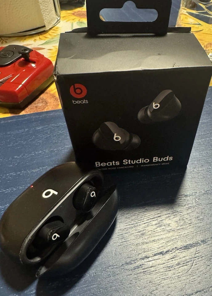 Beats by Dr. Dre MK2F3LL/A Wireless Earbud - Black