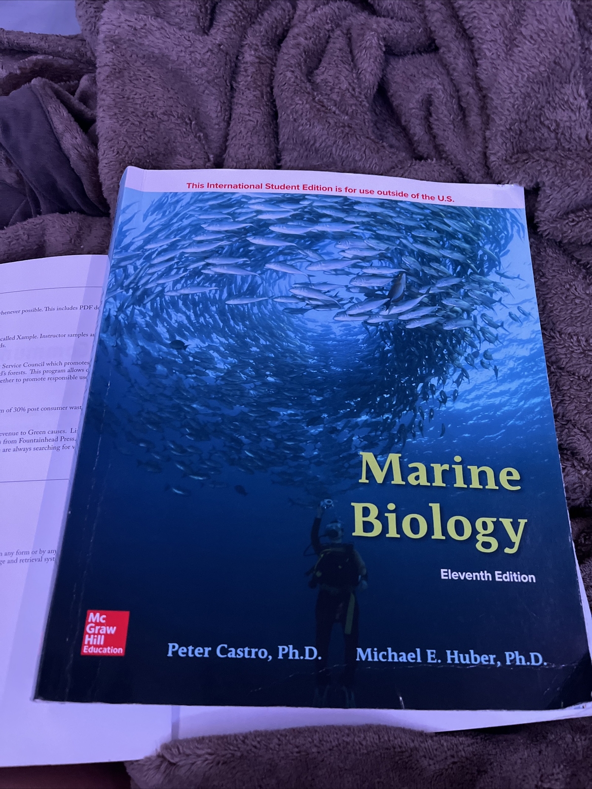 Loose Leaf for Marine Biology by Michael E. Huber and Peter Castro