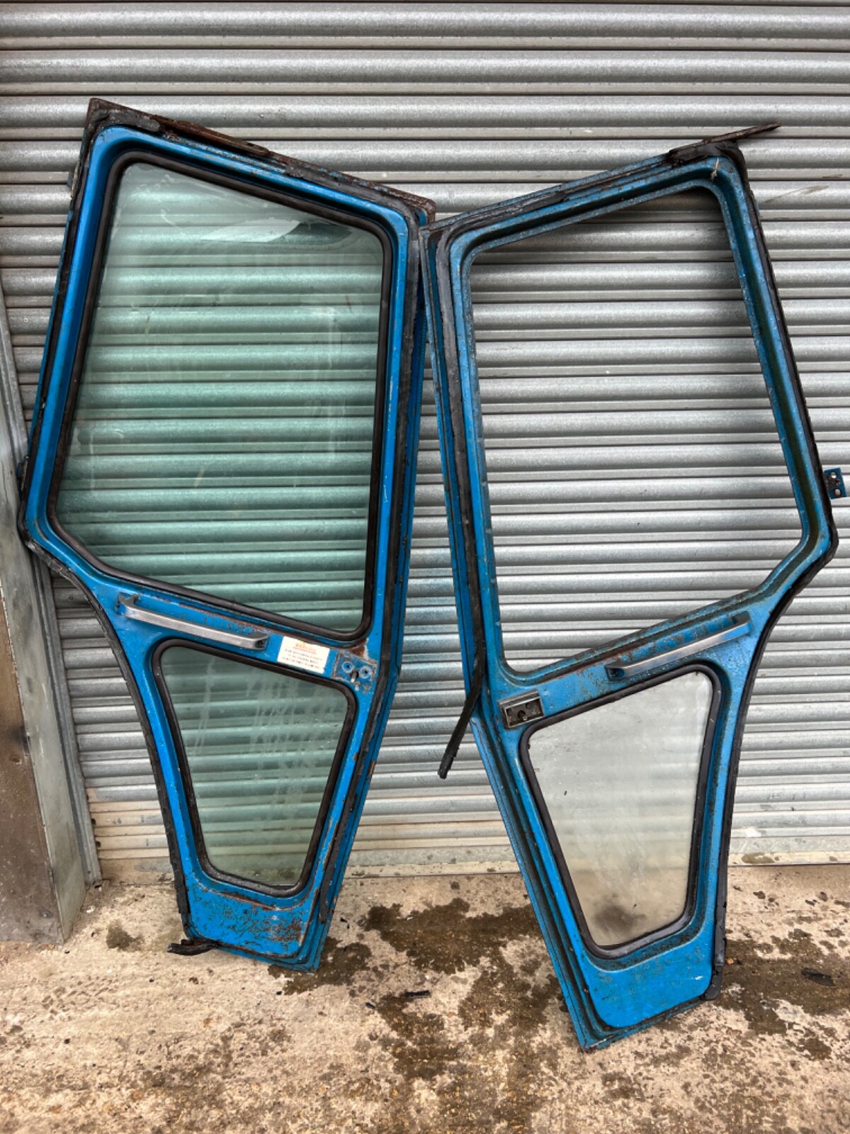 PAIR OF FORD TRACTOR Q CAB DOORS eBay