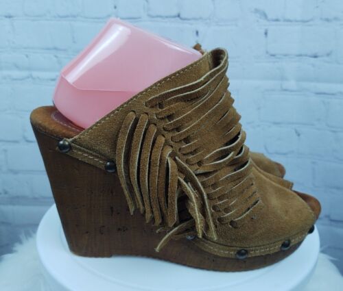 Sbicca Vintage Collection Tan Suede Fringe Wedge Peep Toe Sandals, Sz. 10 M - Picture 2 of 11