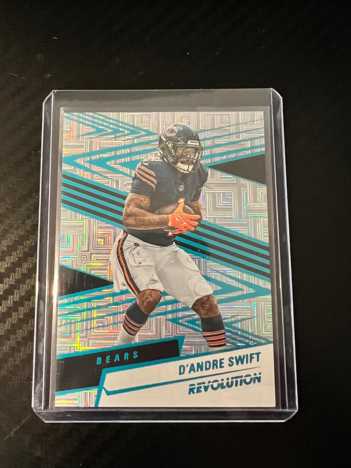 2025 Panini Revolution #165 D'Andre Swift Teal Levels #/499