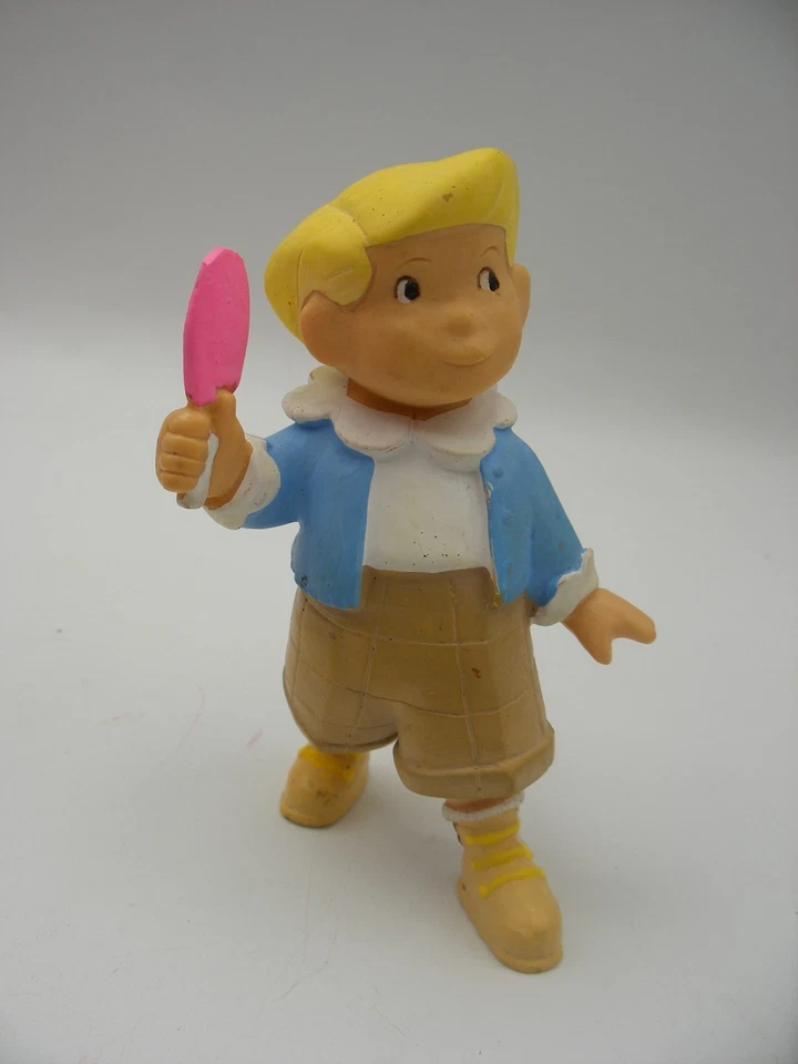 pvc PAPO France 2001 Nicole Lambert Figurine Les TRIPLES 8cm - Photo 1/4