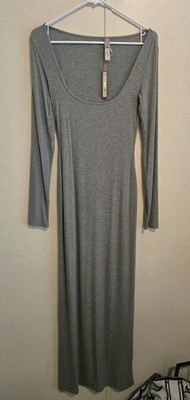 chinese dress ladies Skims Long Sleeve Lounge Slip – Rent with Iz main image 1