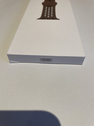 Genuine Apple Watch Nike Sport Band - 45mm - Olive Grey / Black Nike Sport Band - Zdjęcie 2 z 3