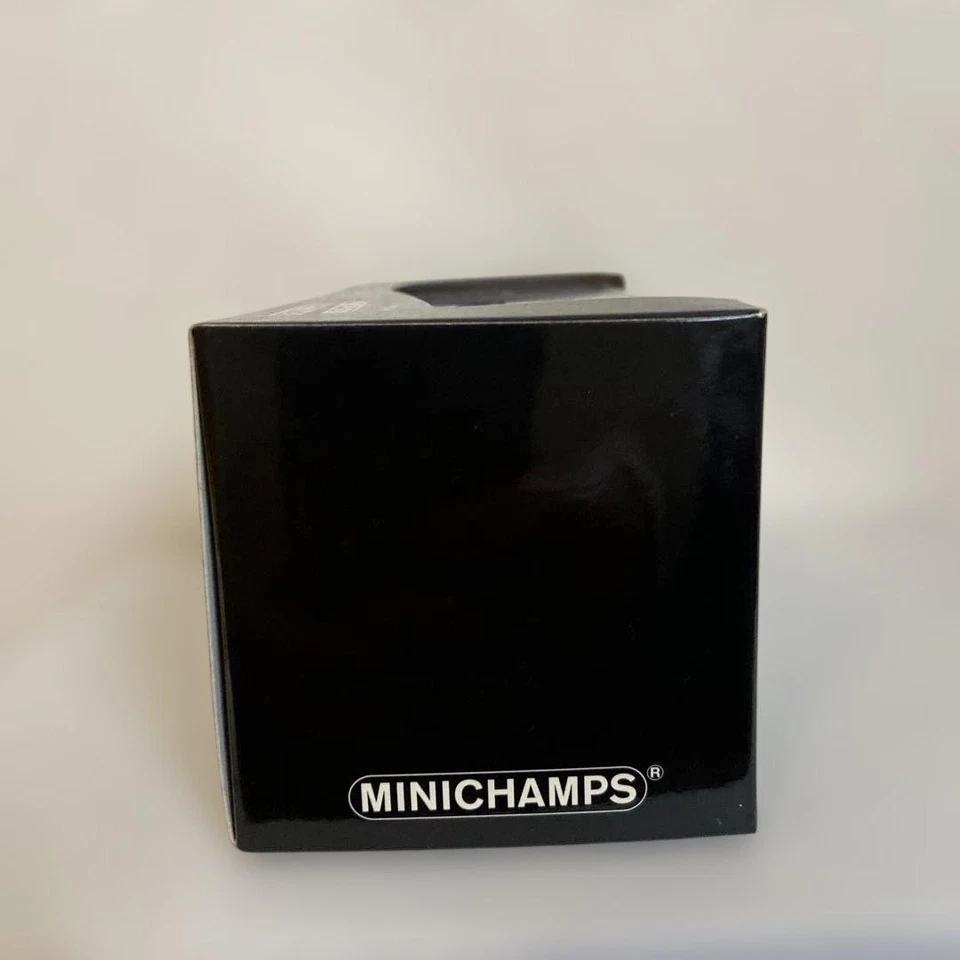 Minichamps 1/43 Toyota Prius 2009 Black Limited 1of750 Mini Car Licence Plate - Image 4 of 4