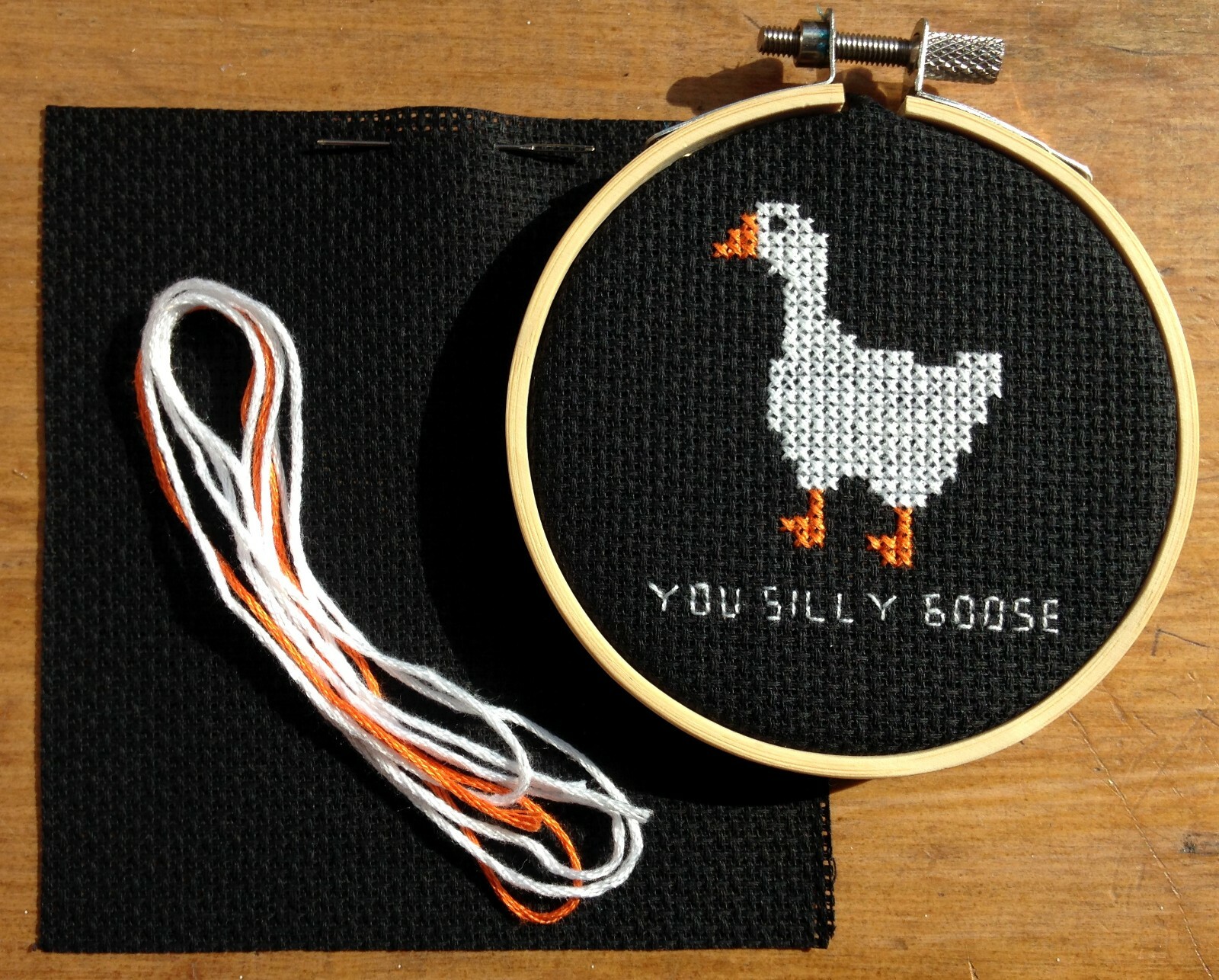 SILLY GOOSE BLACK AIDA CROSS STITCH KIT FOR BEGINNERS PATTERN CARD GIFT IDEA