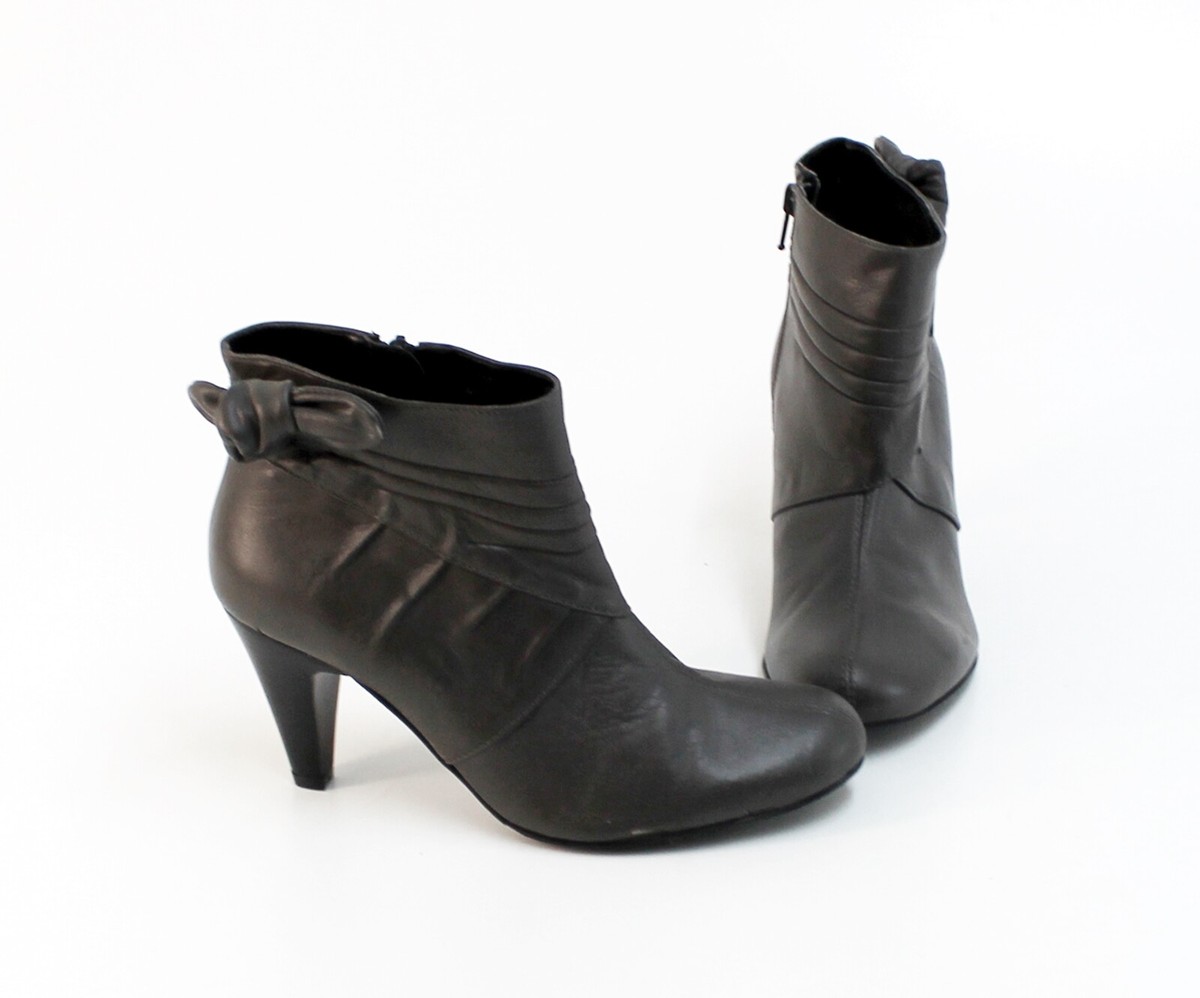 Stiefeletten la belle Reißverschluss Trichterabsatz Echtleder grau