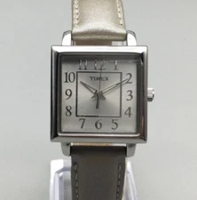 Timex Elevated Watch Women T2P095 28mm Silver Tone Leather Band New Battery