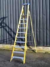 Fibreglass Step Ladder with Platform - EN131 Professional - Electricians Ladders