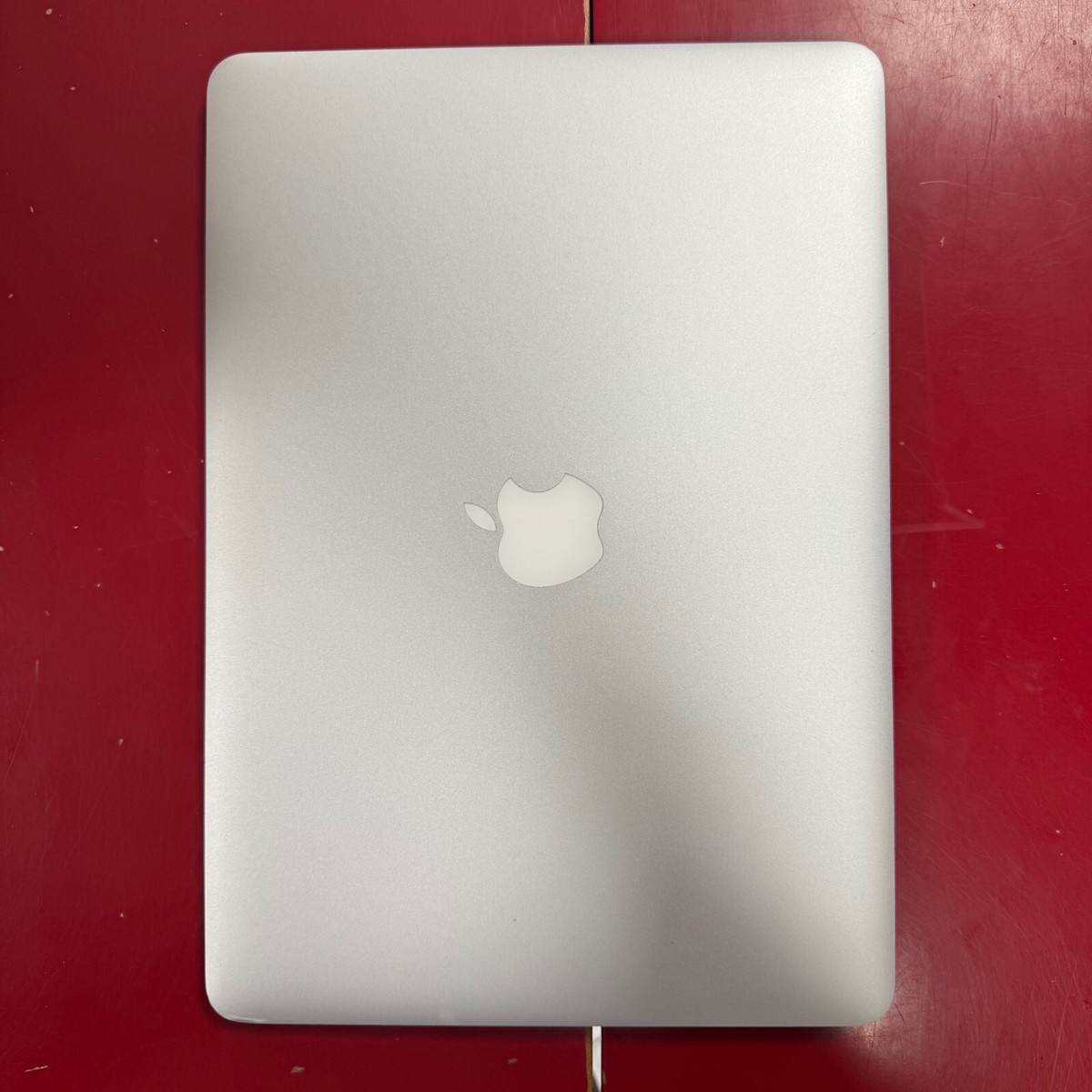 Apple MacBook Air (13-inch, Early 2014 | Intel Core i7 | 8 GB Ram