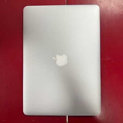 Apple MacBook Air (13-inch, Early 2014 | Intel Core i7 | 8 GB Ram