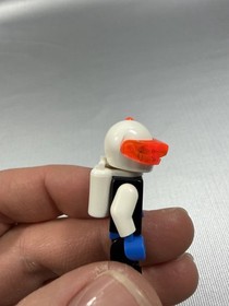 Lego Ice Planet 2002 Doctor Kelvin Minifigure w/ Helmet & Pack 6973 6983 sp017