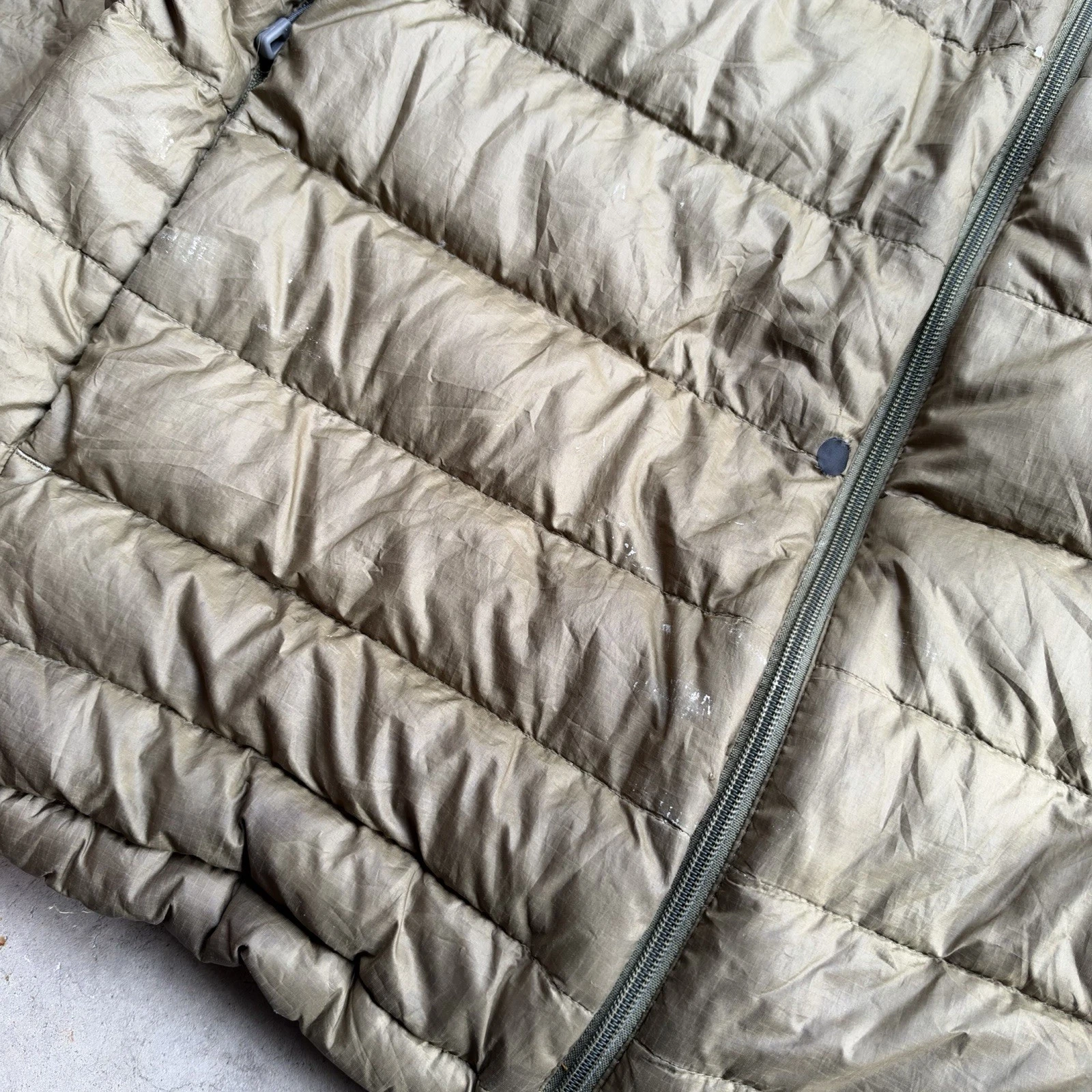 Patagonia Men’s Hi Loft Down Hoody Puffer Coat Medium Green Winter Warm Outdoor image 7