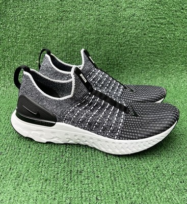 Nike React Phantom Run Flyknit 2 Women's Size 11 Running Shoes Black White Used