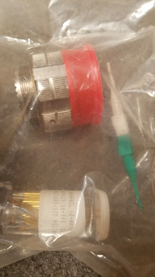 Anphenol D38999/26FG35SA , Circular MIL Spec Connector 79P SIZE 21 STRAIGHT PLUG - Image 3 of 4