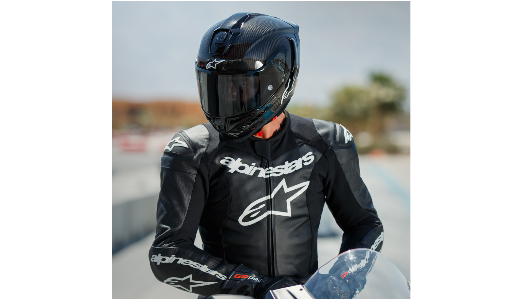 ALPINESTARS SUPERTECH R10 SOLID CARBON BLACK HELMET XL - IN STOCK