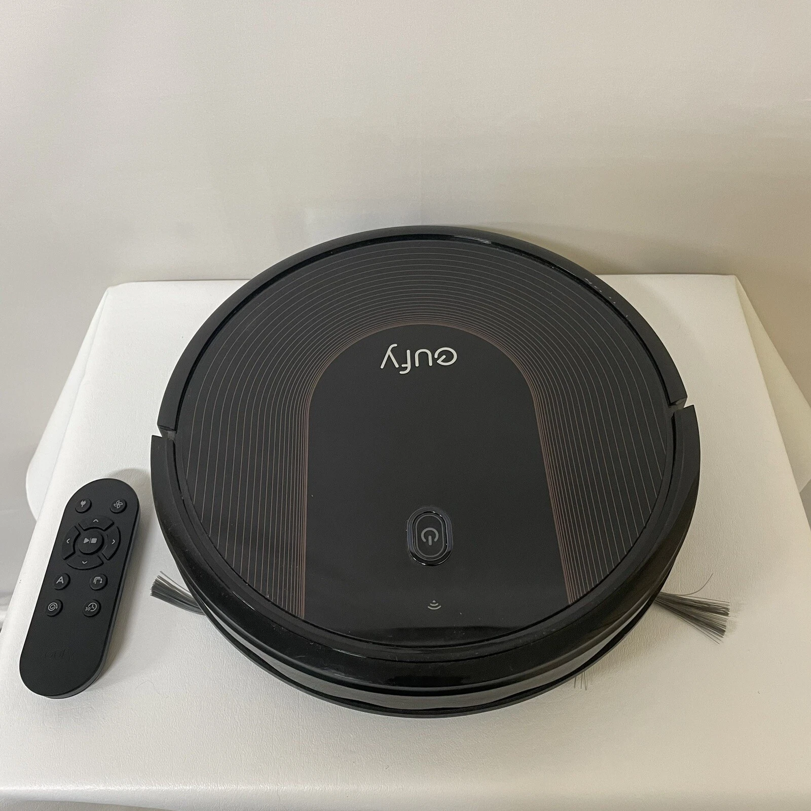 Eufy RoboVac 30C Robotic Vacuum Cleaner T2118 w/ Charging Dock