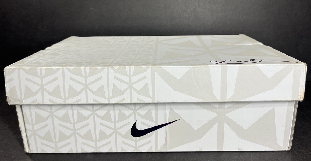 ★BRUCEページ★ How to Legit Check：Bruce Lee Kobe V (2025) - POIZON