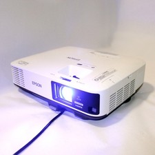 Epson PowerLite 2250U 3LCD Projector 5000 Lumens WUXGA 4K 2956 lamp hours