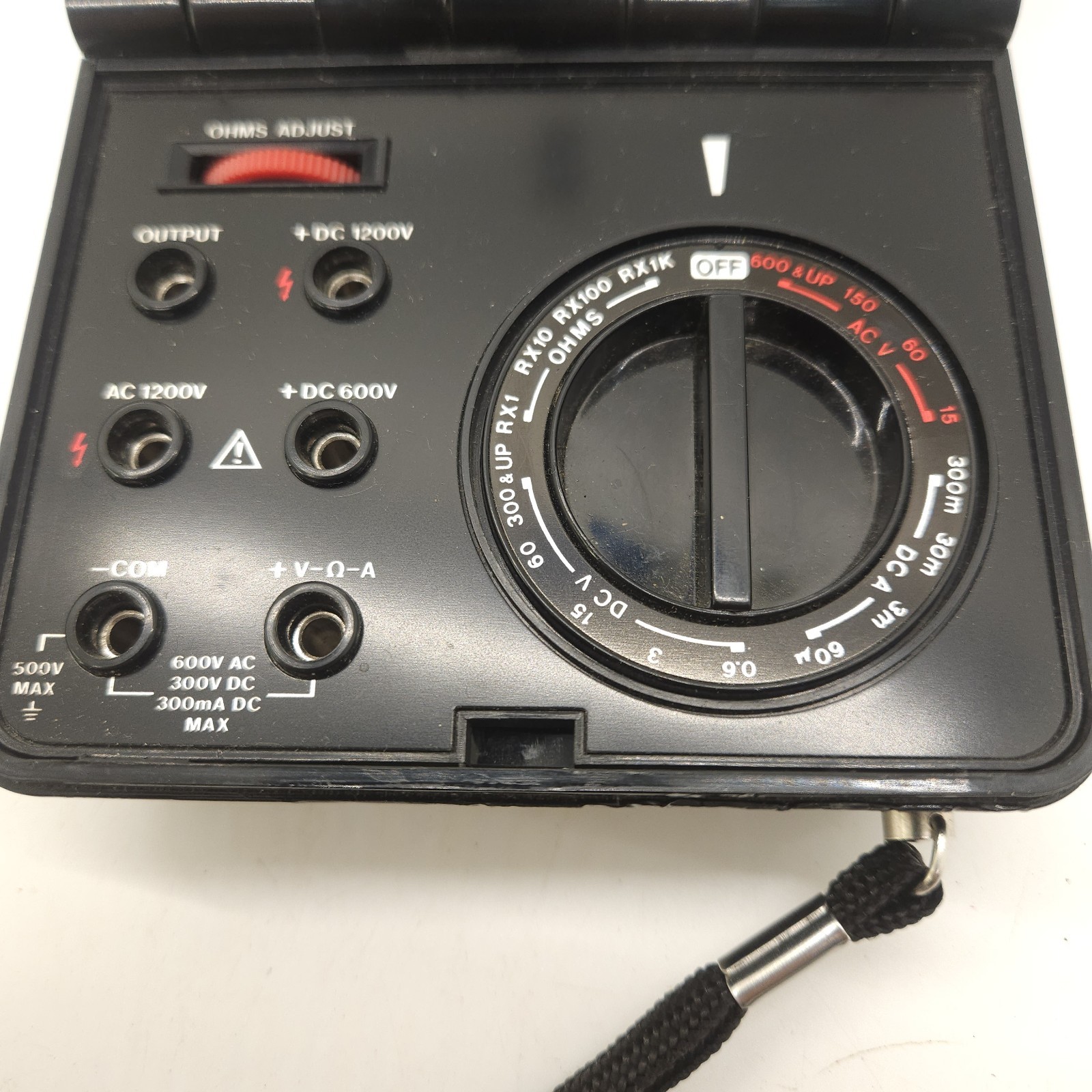 Vintage Micronta Electrical Volt Ohm Meter Radio Shack Analog Model 22-211A 