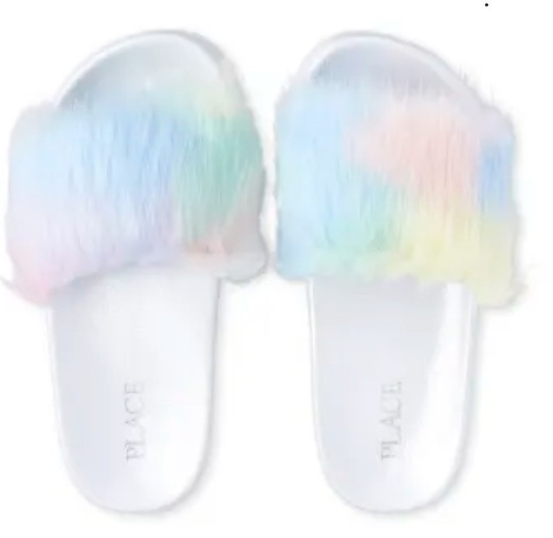 The Children's Place Fluffy Slippers Girl's Rainbow Slides Size 6 (Youth)