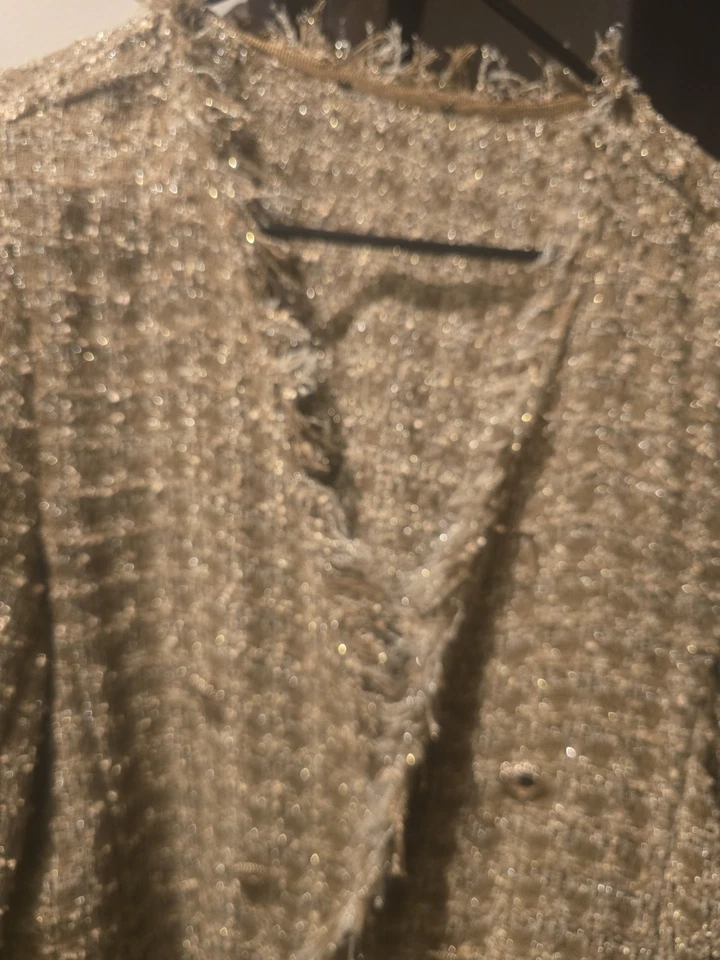 Chaqueta Boucle Larga Tweed Dorada M $158 Foto 2 de 4