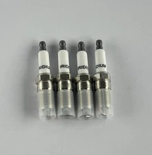 3587 PLTR6A-10G Laser Platinum Spark Plugs Lot of 4 thumbnail 2