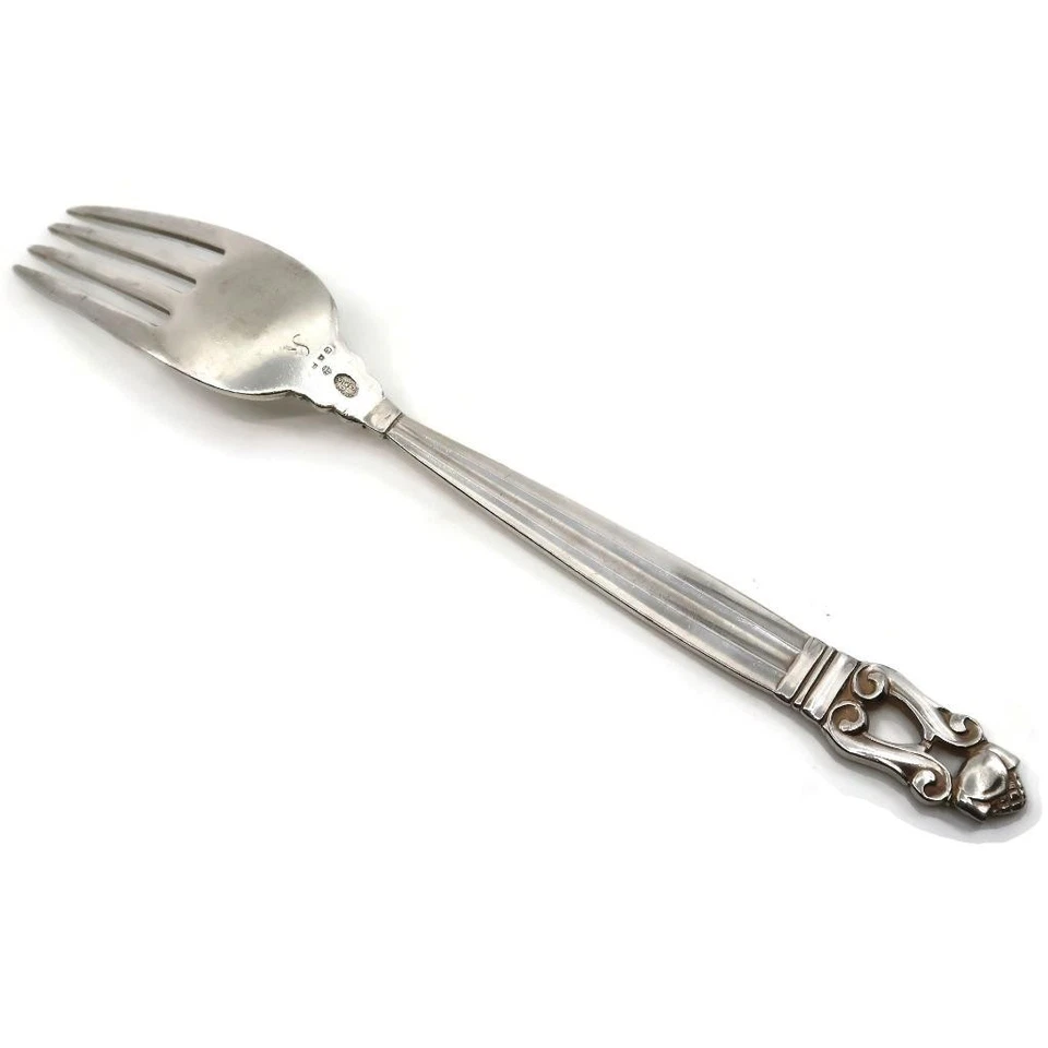 Georg Jensen, Dinamarca 830 plata bellota, tenedor de cena europeo, 7 3/4" Foto 2 de 3