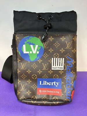 LOUIS VUITTON Mens Backpack Monogram Chalk Sling bag Nap Sac Shoulder Bag  A912