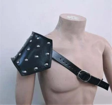 Halloween Medieval Monster Hunter's Studded Leather Pauldron Larp Cosplay Armor