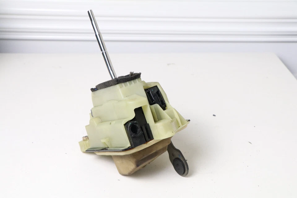 01-09 MERCEDES W203 W209 CLK350 CLK500 Conjunto de palanca de cambios de transmisión OEM #8 Foto 3 de 4