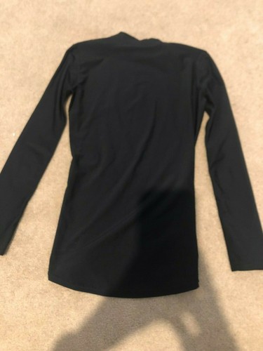 Boys Black Reebok liner Long Sleeve Shirt Size Medium - Picture 2 of 3
