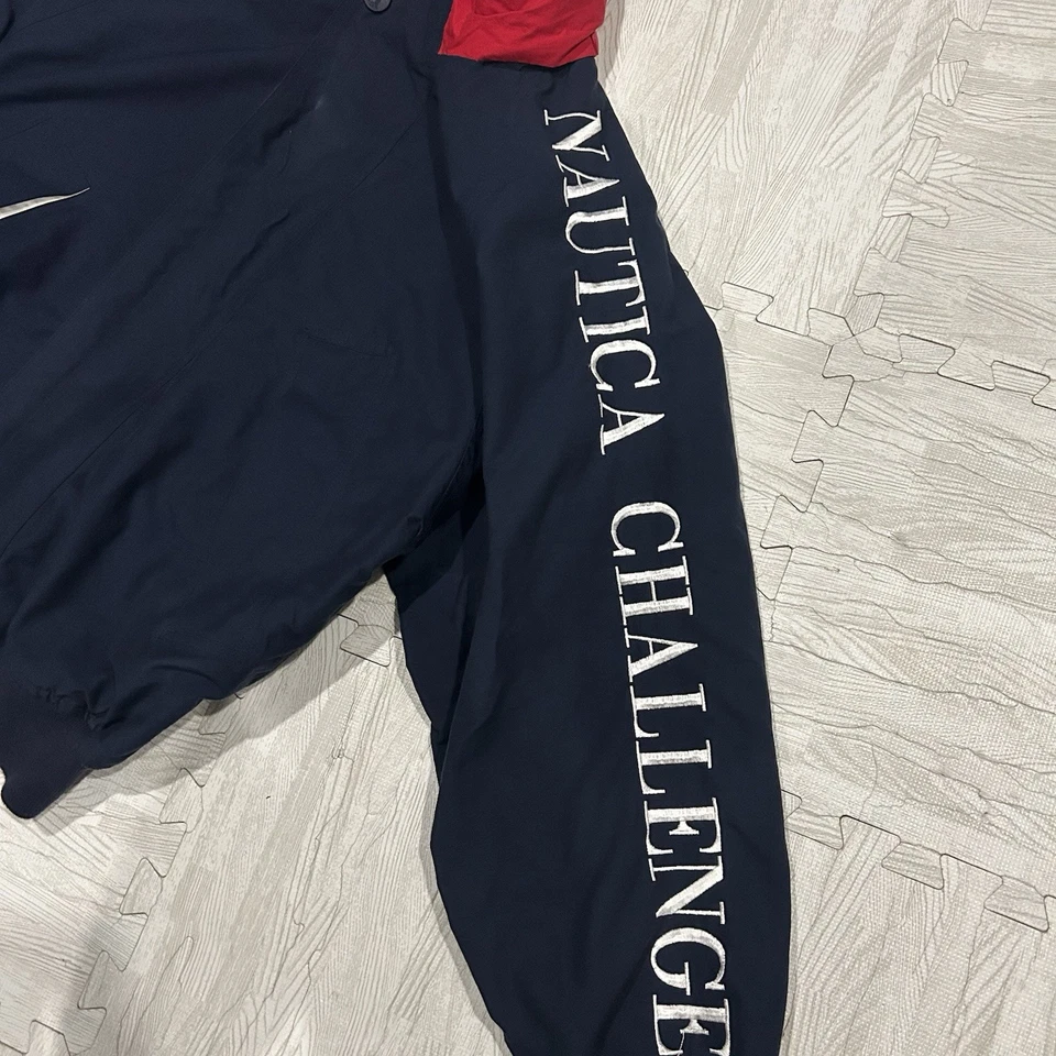 Jaqueta de Vela Masculina Vintage Anos 90 Nautica Challenge Classe J M Soletrar Bombardeiro - Imagem 2 de 4