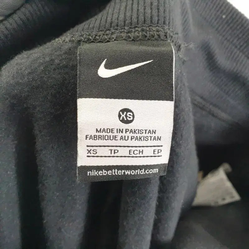 Nike Women's XS Black Training Pants L9290 thumbnail 5