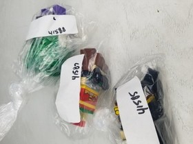 LEGO BRICKHEADZ: The Joker (41588) Robin 41587 Batman 41585 Incomplete 