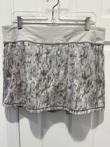 Lululemon Women Multi Gray white Pace Rival Skirt Skort Size 12 Long-EUC