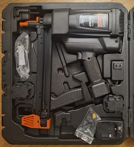 Simpson Strong-Tie GCN-MEP Gas Concrete Nailer Kit 2 Batteries Chargers